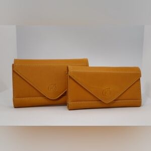 KL Select Leather Mobile Phone Pocket Size 7" X 4" London